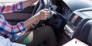 Ερχονται αλλαγές στα διπλώματα οδήγησης -Τι προβλέπει το πολυνομοσχέδιο /Φωτογραφία: shutterstock