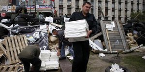 Οι Ουκρανοί αυτονομιστές επιμένουν -Προχωρούν στο αυριανό δημοψήφισμα για ανεξαρ