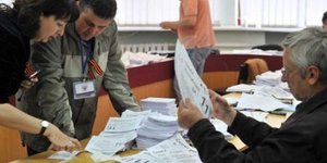 Στις κάλπες η «άλλη» Ουκρανία -Ψηφίζουν στις επαρχίες των φιλορώσων για δική του