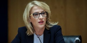 Η Περιφερειάρχης Αττικής Ρένα Δούρου. Φωτογραφία: Eurokinissi/ Γιάννης Παναγόπουλος