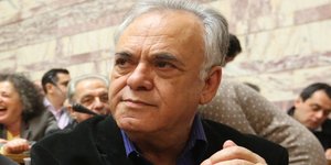 Δραγασάκης: Εχουν υπογράψει νέα μέτρα σε περίπτωση υστέρησης εσόδων