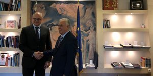 Ο Γιάννης Δραγασάκης και ο Ρομπέρτο Γκαλτιέρι/ Φωτογραφία eurokinissi