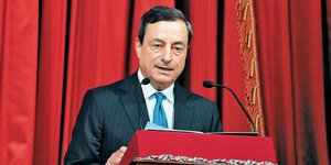 Ο Μάριο Ντράγκι θα κρίνει σήμερα το μέλλον το ευρώ