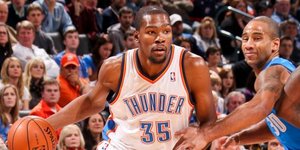 Ο Ντουράντ έκοψε στην άμυνα και κάρφωσε εντυπωσιακά [βίντεο]