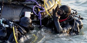 Το καταραμένο πλοίο της Νότιας Κορέας -Το Sewol παρέσυρε στον υγρό τάφο δύτη που