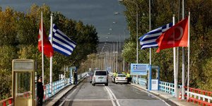 Ελεύθεροι οι τέσσερις Τούρκοι που συνελήφθησαν στον Εβρο (Φωτογραφία: EUROKINISSI/ ΤΑΤΙΑΝΑ ΜΠΟΛΑΡΗ)