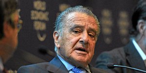 Αργεντίνος μεγιστάνας θέλει όλα τα ελληνικά αεροδρόμια -Ποιος είναι