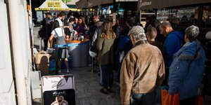 Καταναλωτές στην αγορά/Φωτογραφία: Eurokinissi