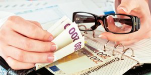 Πέρα από το γεγονός ότι το εφάπαξ έχει «ψαλιδιστεί» σε μεγάλο ποσοστό