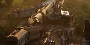 Σε ανθρώπινο λάθος αποδίδεται η σύγκρουση 2 τρένων στην Αλεξάνδρεια (Φωτογραφία: AP/ Ravy shaker)