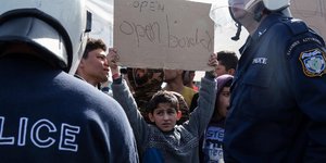 (SOOC/ ΚΩΝΣΤΑΝΤΙΝΟΣ ΤΣΑΚΑΛΙΔΗΣ)