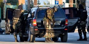 Η ΕΛ.ΑΣ «σαρώνει» την Βοιωτία -Ψάχνουν το μπλε Ford Focus που άρπαξαν οι δολοφόν