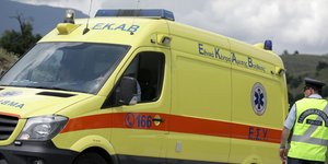 Ασθενοφόρο του ΕΚΑΒ/ Φωτογραφία: INTIME NEWS- ΤΟΣΙΔΗΣ ΔΗΜΗΤΡΗΣ