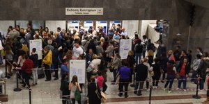 Εκδοτήρια εισιτηρίων (Φωτογραφία: EUROKINISSI / Ελένη Ρόκου)