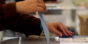 Άρχισε η αντίστροφη μέτρηση για τις εκλογές της 6ης Μαϊου