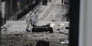 Τρομοκρατικό χτύπημα στην καρδιά της Αθήνας -Εκρηξη παγιδευμένου ΙΧ