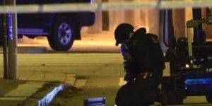 Πυροτεχνουργοί της σουηδικής αστυνομίας στο σημείο / Φωτογραφία: Aftonbladet TV