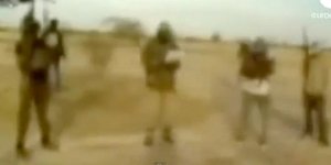 Η στιγμή της εκτέλεσης του Ελληνα και των υπολοίπων ομήρων στη Νιγηρία  [βίντεο]