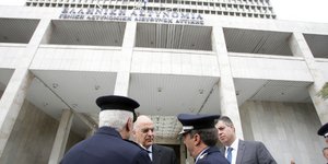 Δικαιολογίες ΕΛ.ΑΣ. για τα ποσοστά της ΧΑ: Δεν είναι όλοι αστυνομικοί -Εμείς έχο