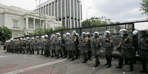 Σε αστυνομικό κλοιό το Σύνταγμα και η Βουλή