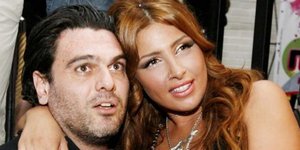 Έλενα Παπαρίζου