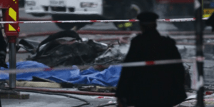 Πως έπεσε το ελικόπτερο στο Λονδίνο -Δύο νεκροί και δύο τραυματίες [βίντεο]
