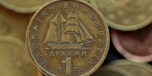 Τομ Κένι: Η Ελλάδα θα επωφεληθεί από μία ενδεχόμενη έξοδο από το ευρώ