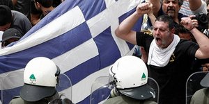 «Η φήφος διαμαρτυρίας θα οδηγήσει την Ελλάδα εκτός Ευρωζώνης»