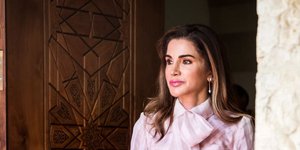 H βασίλισσα Ράνια σε πρόσφατη δημόσια εμφάνιση/ Φωτογραφία: Splash / Ideal Image 