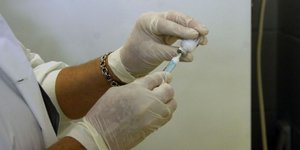 Υποχρεωτικοί οι εμβολιασμοί παιδιών πριν τον βρεφονηπιακό σταθμό -Φωτογραφία: EUROKINISSI / ΘΑΝΑΣΗΣ ΚΑΛΛΙΑΡΑΣ