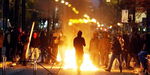 ΝΔ: Οι κουκουλοφόροι του ΣΥΡΙΖΑ θέλουν να ξανακάψουν αύριο την Αθήνα