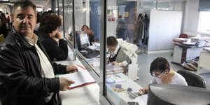 Την Μεγάλη Τετάρτη θα γίνει η προκαταβολή των οικογενειακών επιδομάτων -Πως θα κ