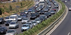 Ομαλά εξελίσσεται η επιστροφή των εκδρομέων -Σε ισχύ κυκλοφοριακές ρυθμίσεις