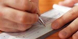 Λιγότερες φέτος οι ακάλυπτες επιταγές στην αγορά