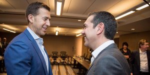 Ο Αλέξης Τσίπρας με επιχειρηματίες στο Σικάγο -Φωτογραφία: twitter