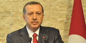 Πολύ ξύλο στην τουρκική Βουλή για τα... μάτια του Ερντογάν [βίντεο]