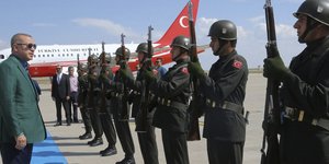 Γιατί ο Ερντογάν κλιμακώνει τις απειλές του στην Ελλάδα / Presidential Press Service via AP