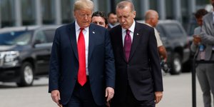 Ντόναλντ Τραμπ & Ρετζέπ Ταγίπ Ερντογάν (Φωτογραφία: AP Photo/Pablo Martinez Monsivais)