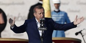 (ΑΠΕ/ EPA/SEDAT SUNA)