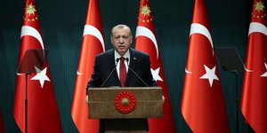 Φωτογραφία: pool via AP