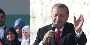 Ο Τούρκος πρόεδρος στην Κομοτηνή -Φωτογραφία: Intimenews