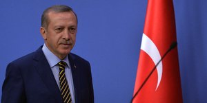 Ο Ερντογάν στην αντεπίθεση: Αν οι τζιχαντιστές αγγίξουν μία τρίχα των στρατιωτών