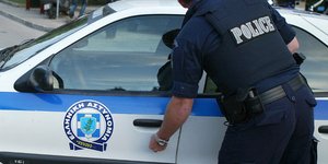 Η Υπηρεσία Αντιμετώπισης Ρατσιστικής Βίας ερευνά την επίθεση με σιδηρογροθιές πο