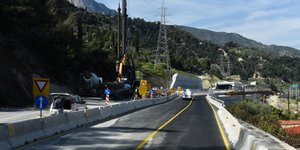 Εργα σε εθνική οδό/Φωτογραφία αρχείου: Eurokinissi/ΤΑΤΙΑΝΑ ΜΠΟΛΑΡΗ