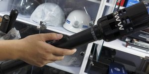 Το εμπόριο του πόνου -Η Κίνα κάνει χρυσές δουλειές εξάγοντας εργαλεία για βασανι