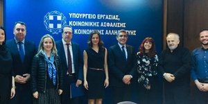Συνάντηση Αχτσιόγλου-ΕΣΕΕ