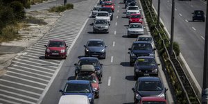 Στα ίδια επίπεδα με πέρυσι η χριστουγεννιάτικη έξοδος/ Φωτογραφία: EUROKINISSI- ΣΤΕΛΙΟΣΜΙΣΙΝΑΣ