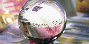 Ζημιές ρεκόρ για τις ελληνικές τράπεζες