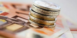 Παράλογο: Μείωση εισοδημάτων
