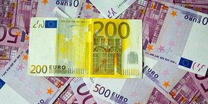 Κέρδη 380 εκατ. ευρώ στη Γερμανία από την αποπληρωμή τόκων